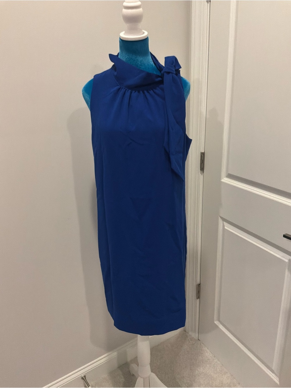 Ann Taylor Sleeveless Tie-Neck Shift Dress in Cobalt Blue